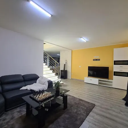 Βίλα Vacation House Privlaka